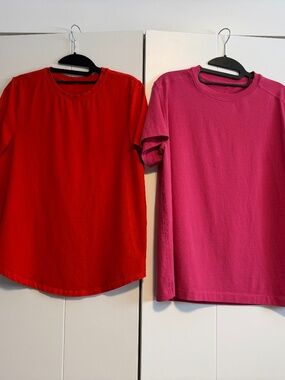 Bundle of Lululemon T Shirts. Love 6, All Yours S